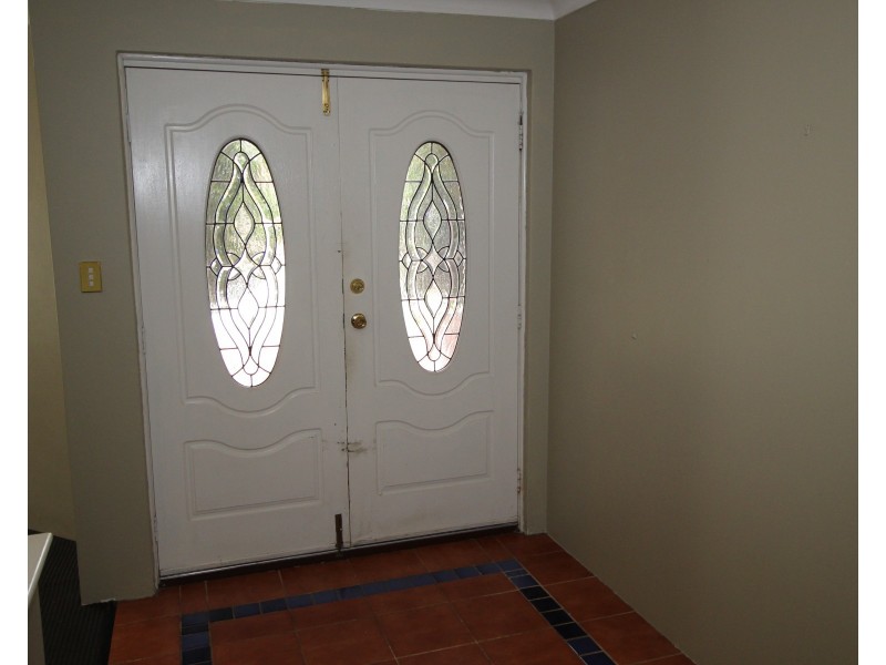 16 Seaton Court, South Guildford WA 6055