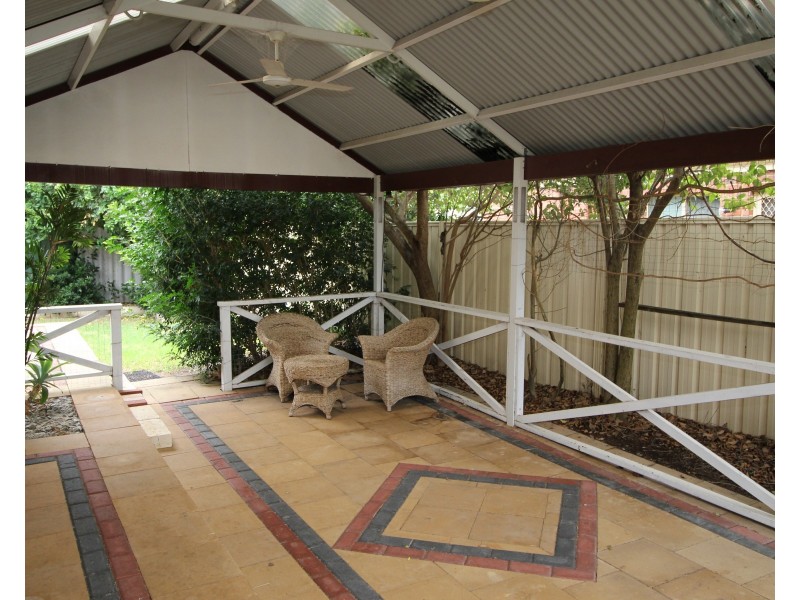 16 Seaton Court, South Guildford WA 6055