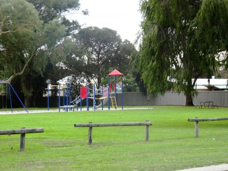 49A THIRD Avenue, Bassendean WA 6054