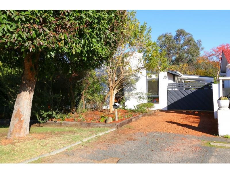 101 Second Avenue, Bassendean WA 6054