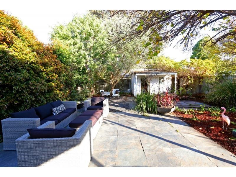 101 Second Avenue, Bassendean WA 6054