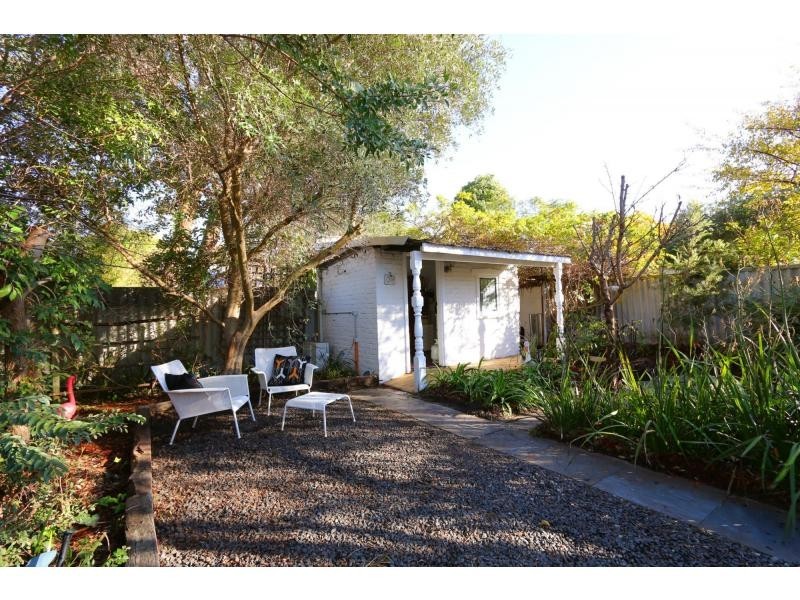 101 Second Avenue, Bassendean WA 6054