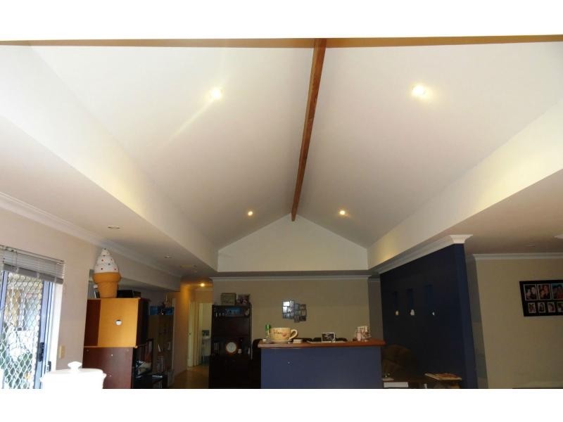 4 Iolanthe Street, Bassendean WA 6054