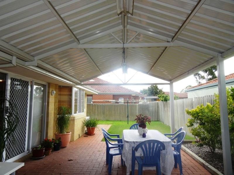 4 Iolanthe Street, Bassendean WA 6054