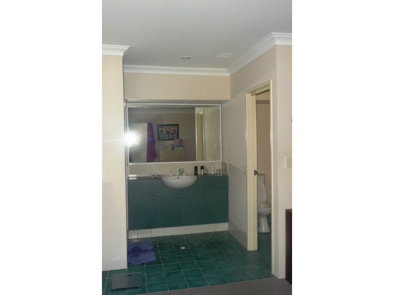 4 Iolanthe Street, Bassendean WA 6054