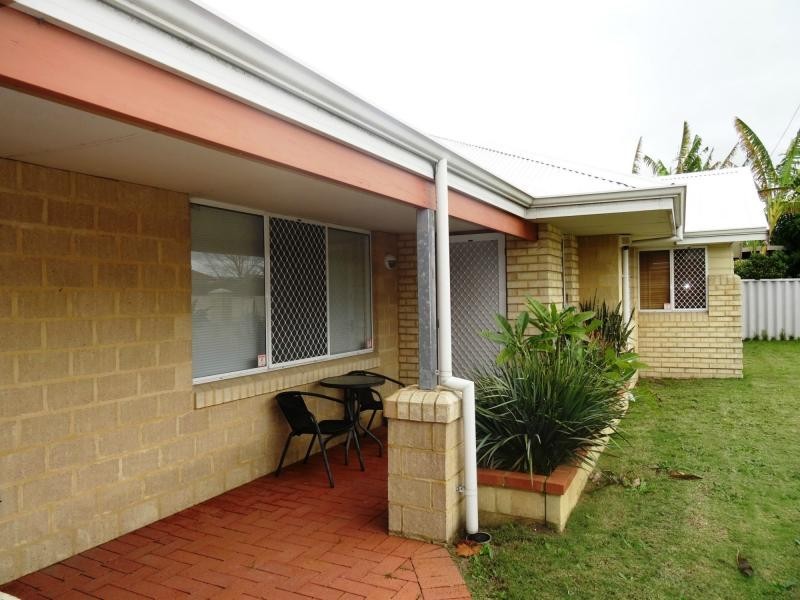 4 Iolanthe Street, Bassendean WA 6054