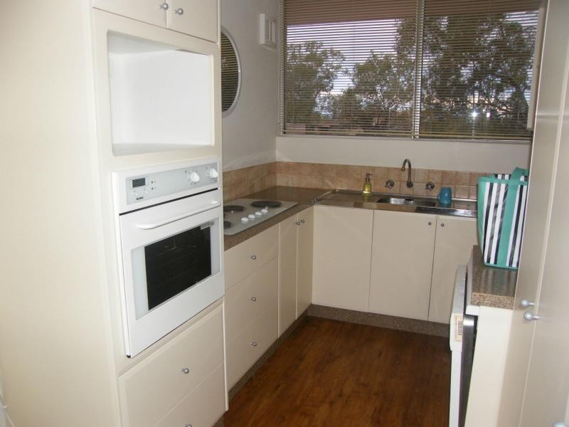 180/12 Wall Street, Maylands WA 6051