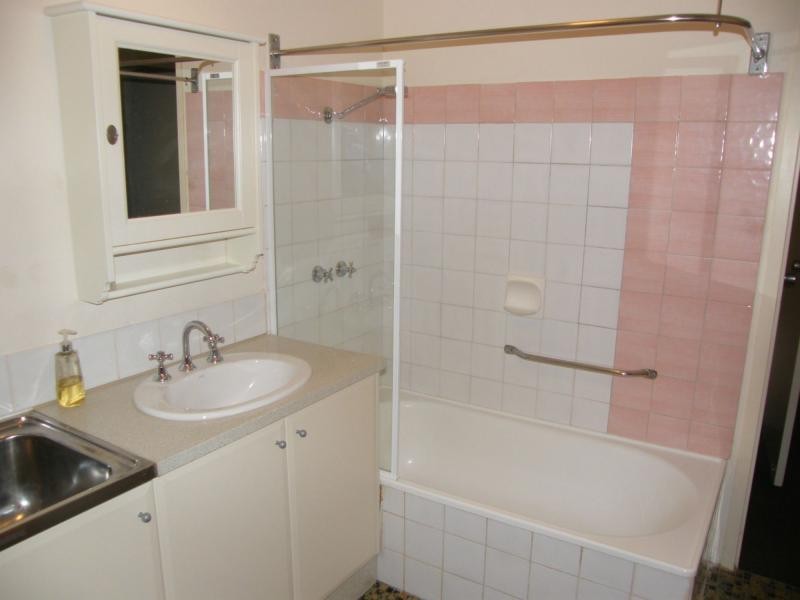 180/12 Wall Street, Maylands WA 6051