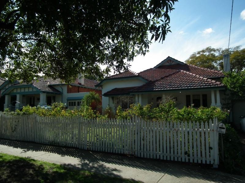 168 Tenth Avenue, Inglewood WA 6052