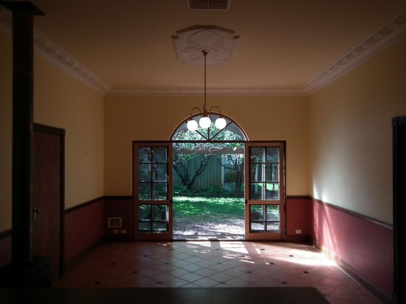 168 Tenth Avenue, Inglewood WA 6052