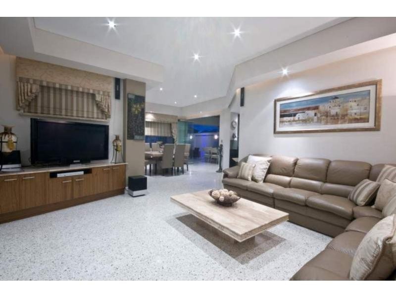 36 BALIKPAPAN Avenue, Dianella WA 6059