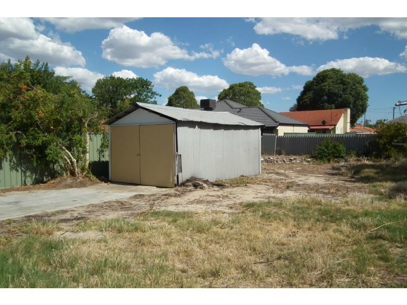 10 Somers Street, Belmont WA 6104