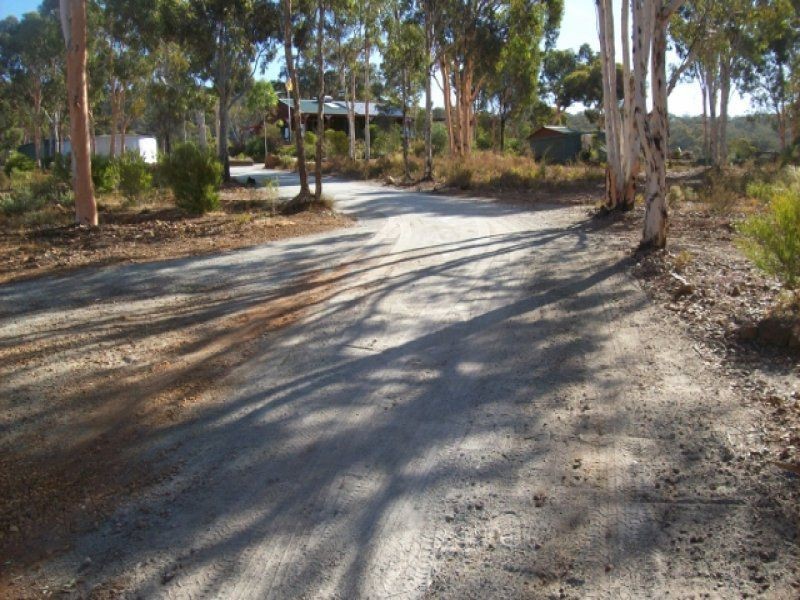 L34 Searle Street, Clackline WA 6564