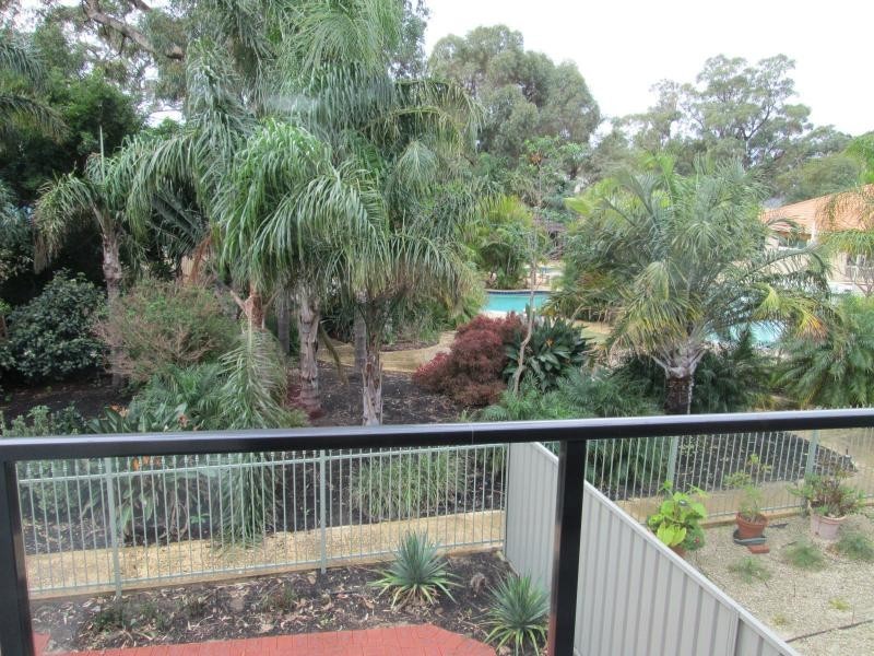 42 Coco Drive, Falcon WA 6210