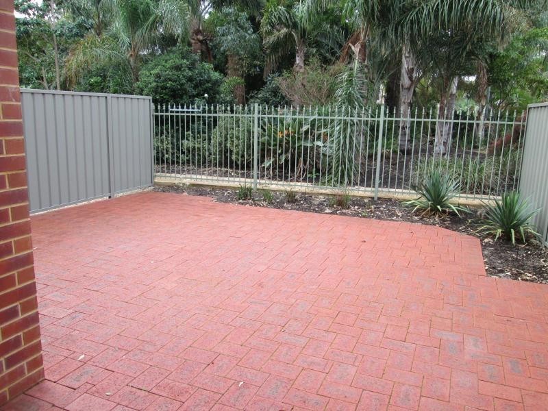 42 Coco Drive, Falcon WA 6210