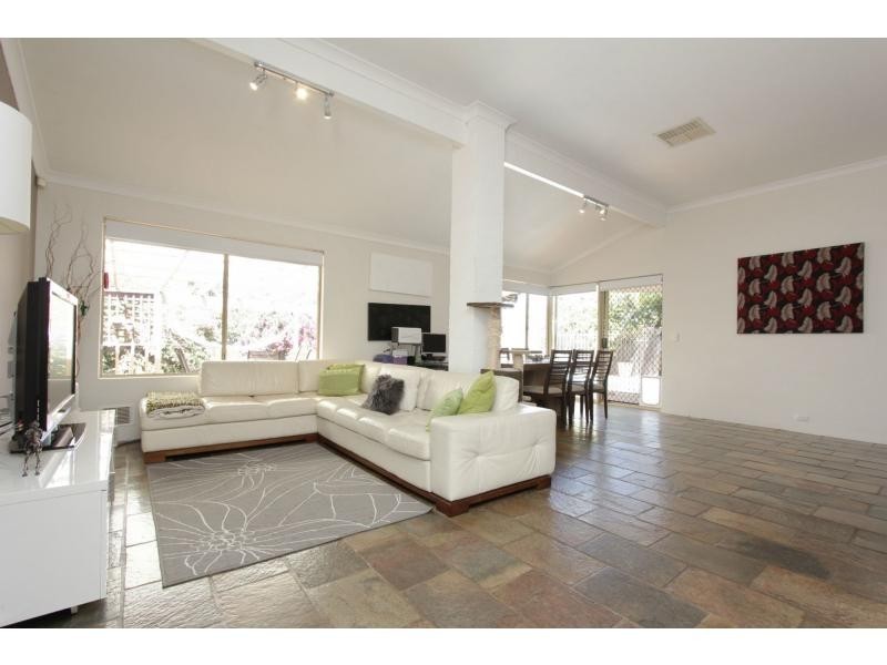 5 Edgeview Mews, Ballajura WA 6066