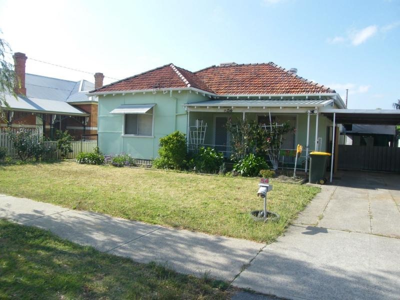 54 North Street, Midland WA 6056