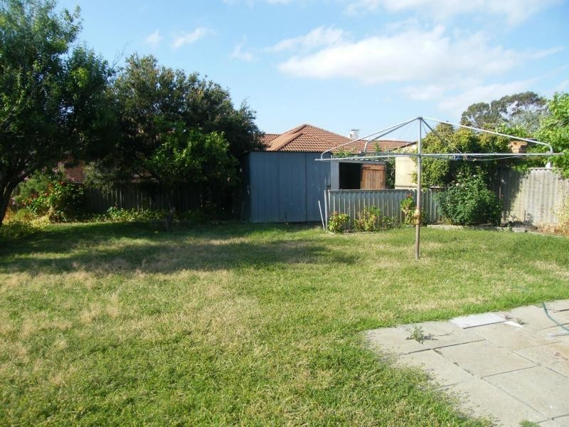 54 North Street, Midland WA 6056