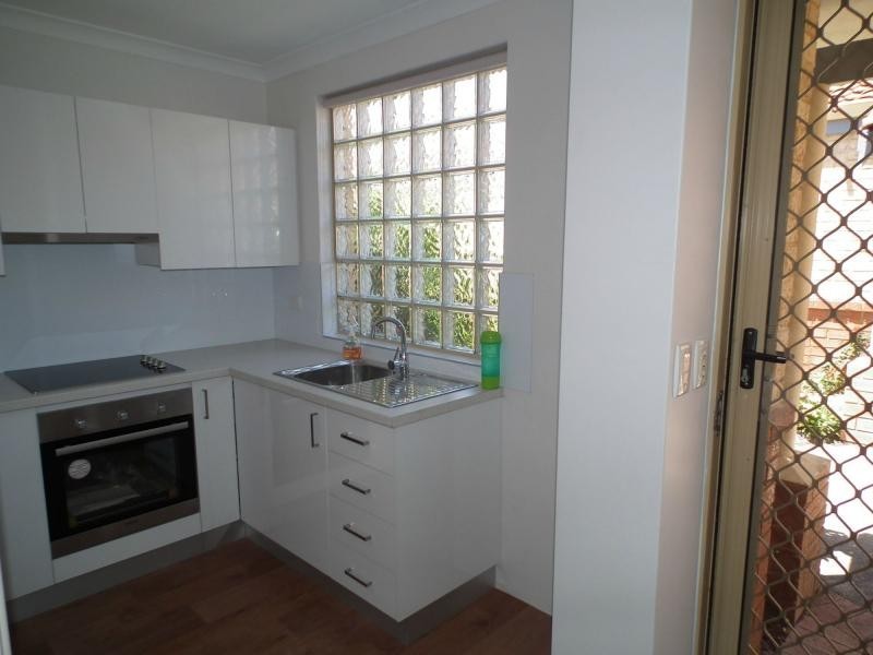 1/21 Dianella Drive, Dianella WA 6059