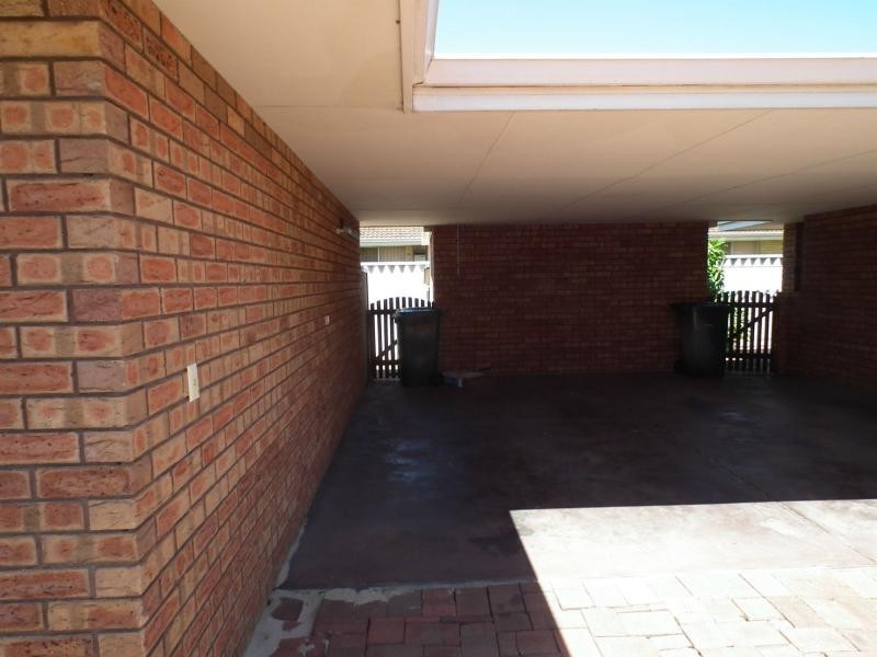 1/79 Walter Road West, Dianella WA 6059