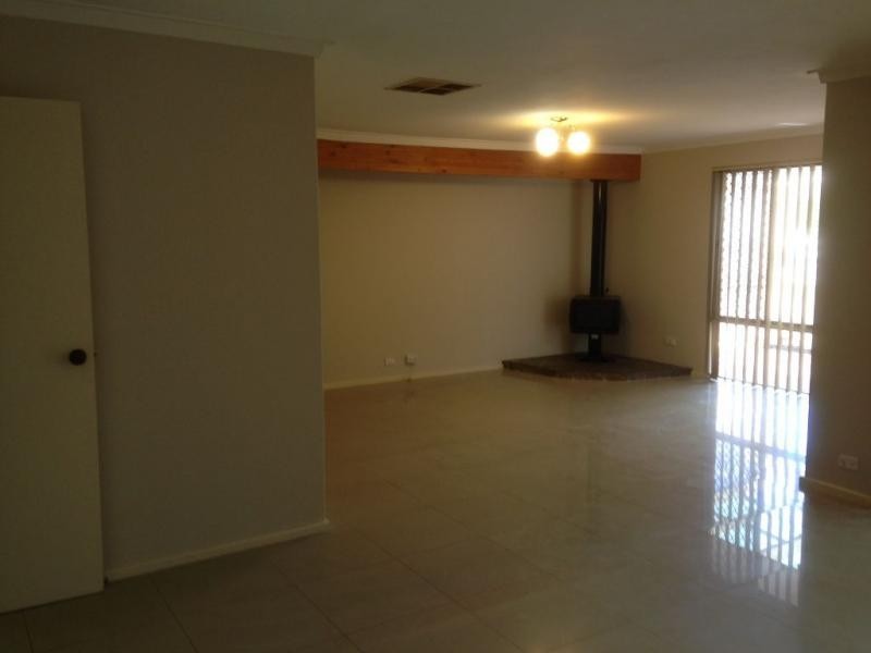 174 Yirrigan Drive, Dianella WA 6059