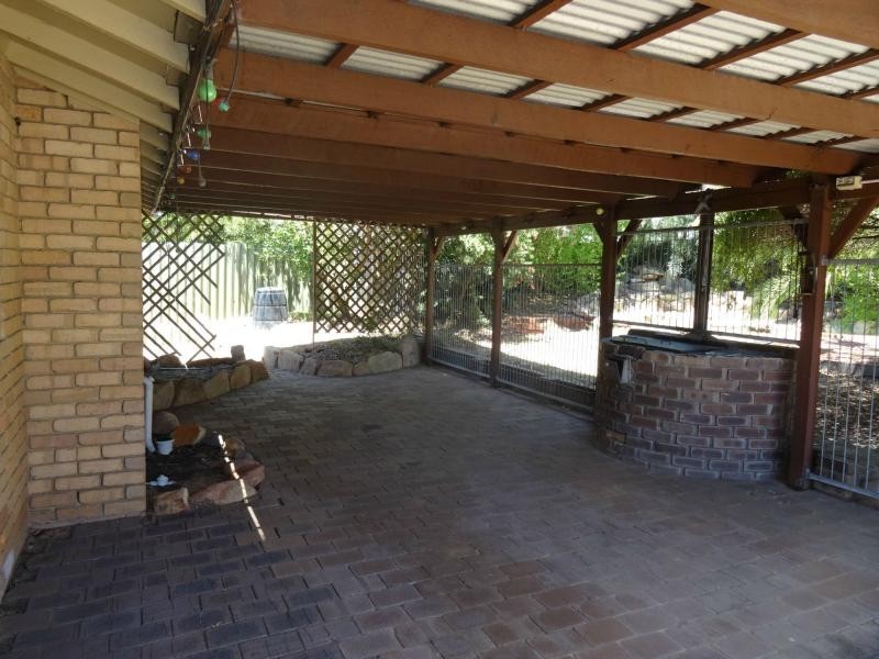 22 Nanovich Avenue, Girrawheen WA 6064