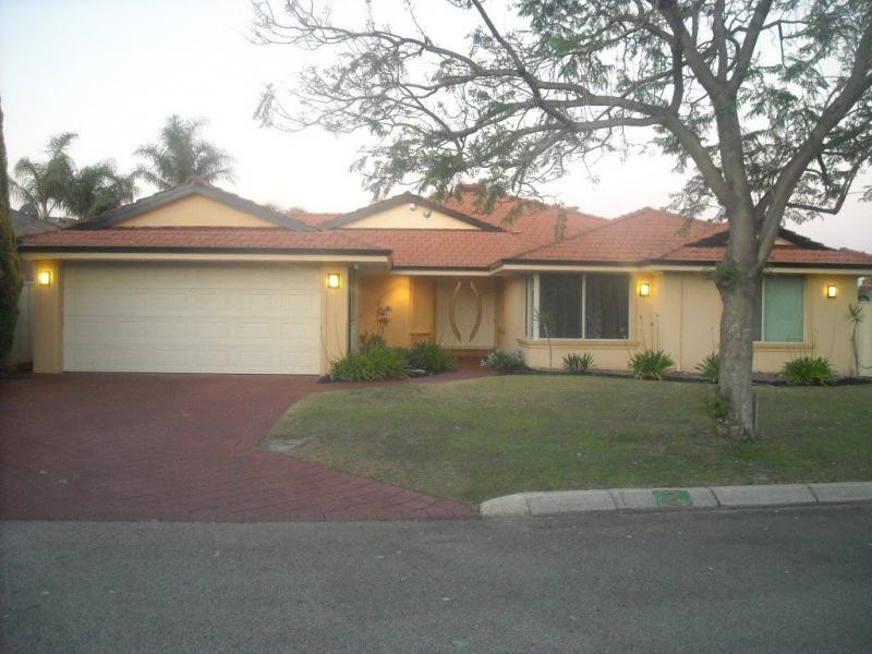 2 Woodmar Mews, Dianella WA 6059