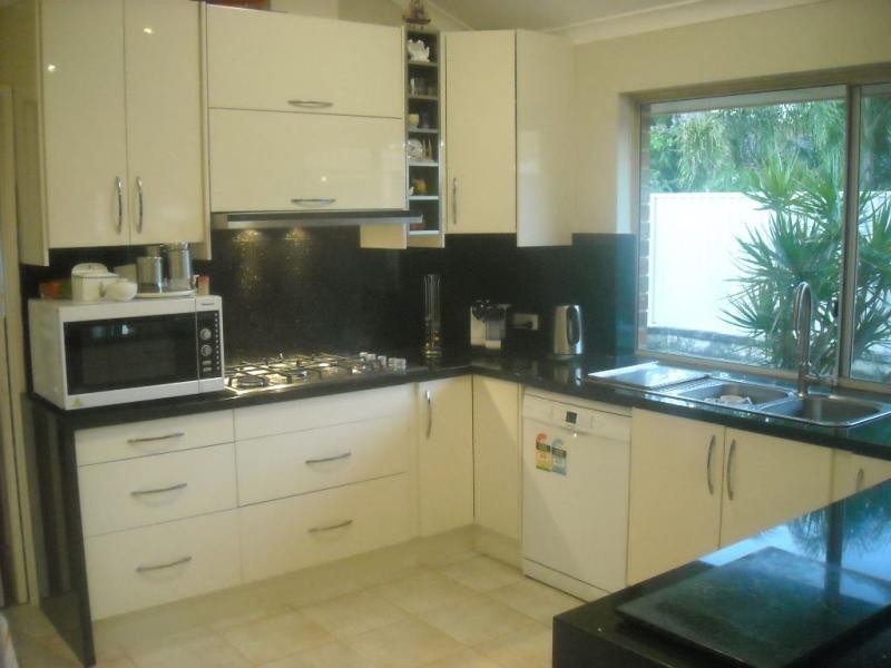 2 Woodmar Mews, Dianella WA 6059