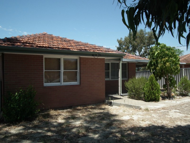 11 Woolgar Street, Lockridge WA 6054