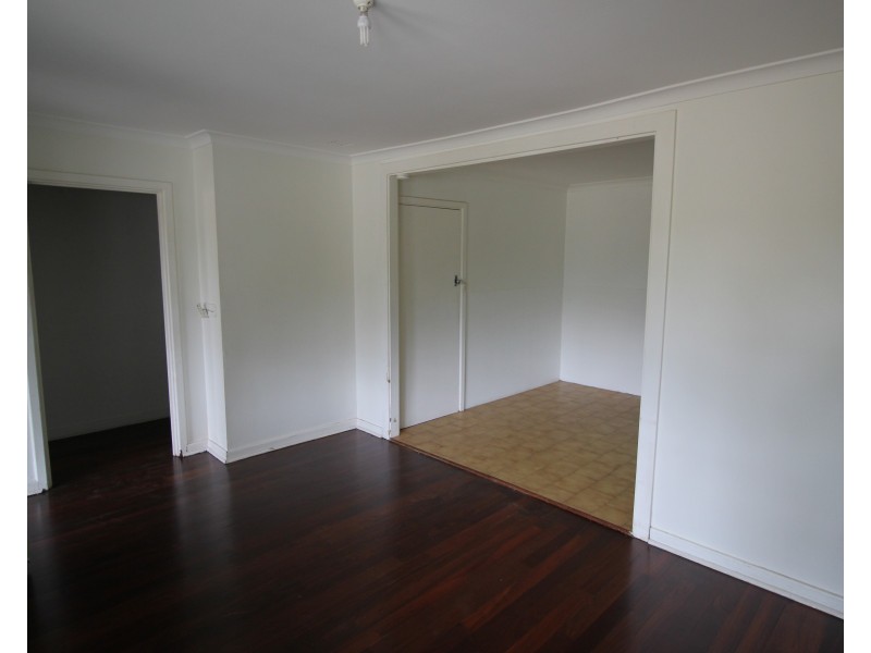 11 Woolgar Street, Lockridge WA 6054