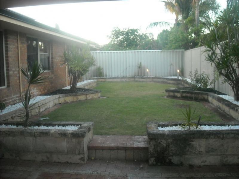 No 2 Woodmar Mews, Dianella WA 6059