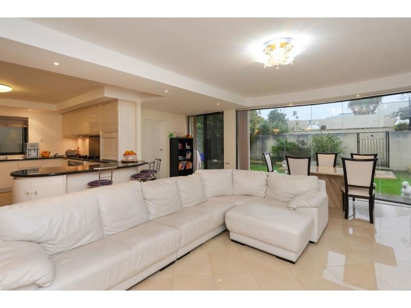 61 Armadale Crescent, Coolbinia WA 6050