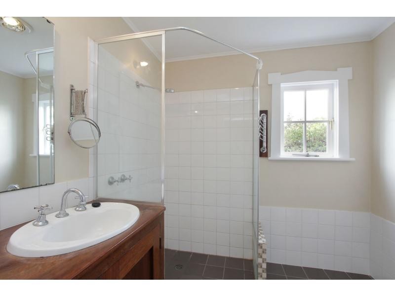 13 Leake Street, Bayswater WA 6053