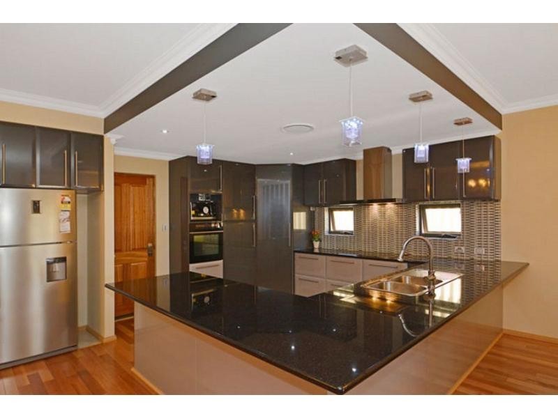 3 Westbury Lane, Madeley WA 6065