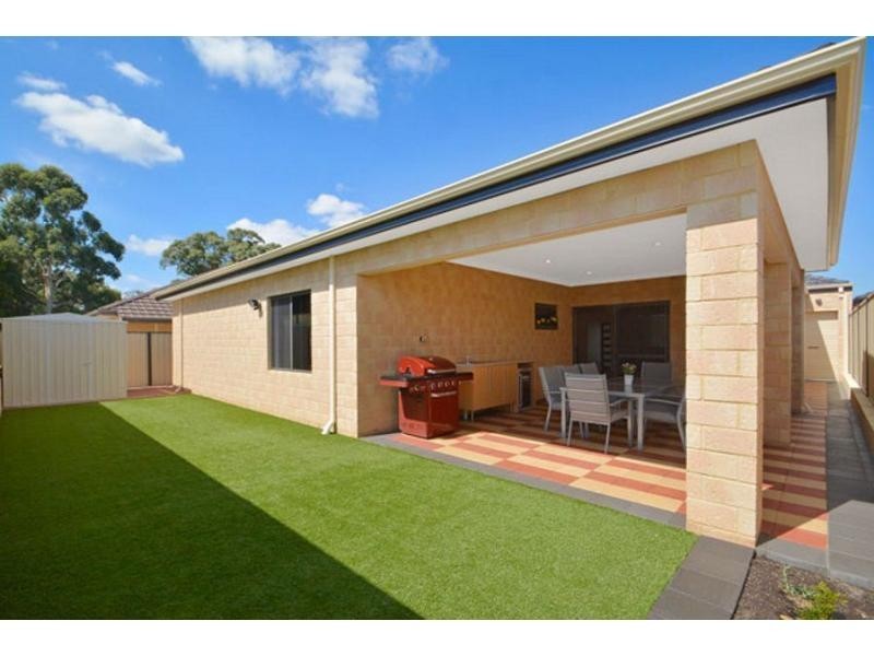 3 Westbury Lane, Madeley WA 6065