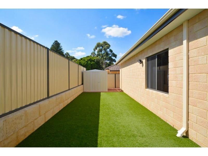 3 Westbury Lane, Madeley WA 6065