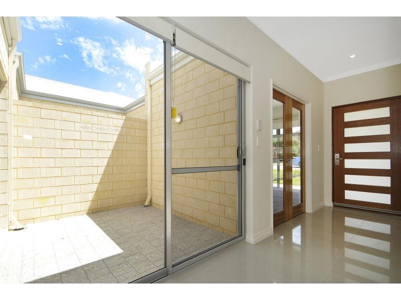 6 Printer Street, Dianella WA 6059