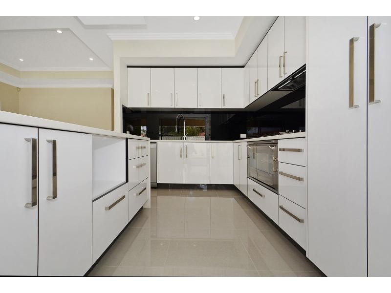 6 Printer Street, Dianella WA 6059