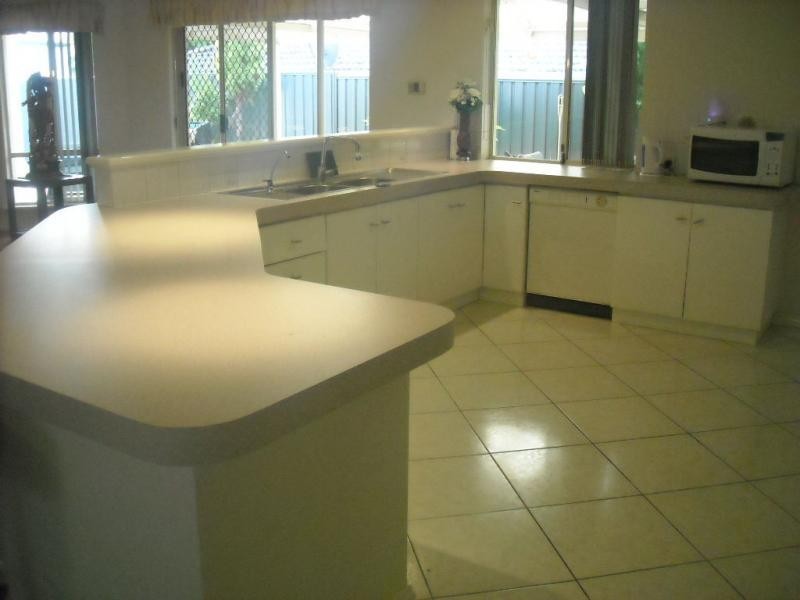 24 Meadowbrook Boulevard, Dianella WA 6059