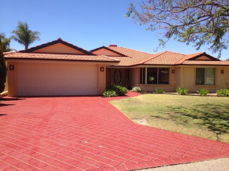 2 Woodmar Mews, Dianella WA 6059