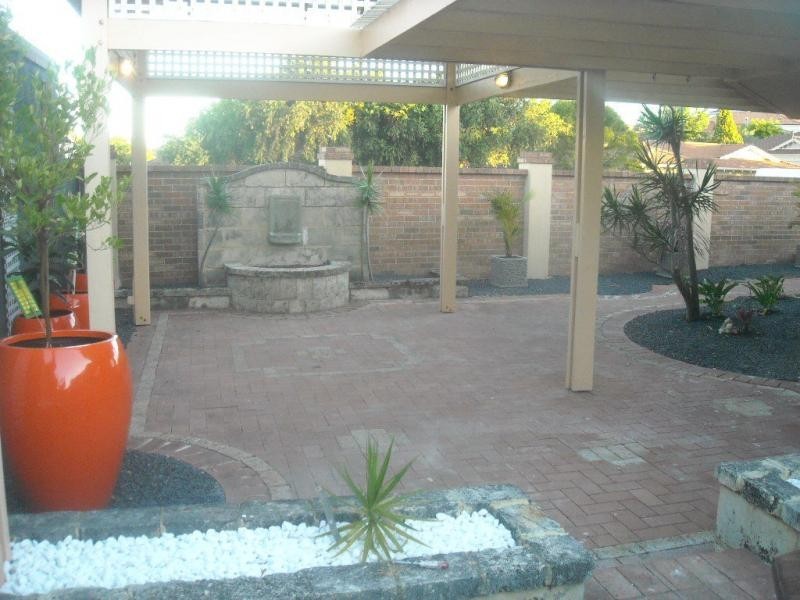 2 Woodmar Mews, Dianella WA 6059