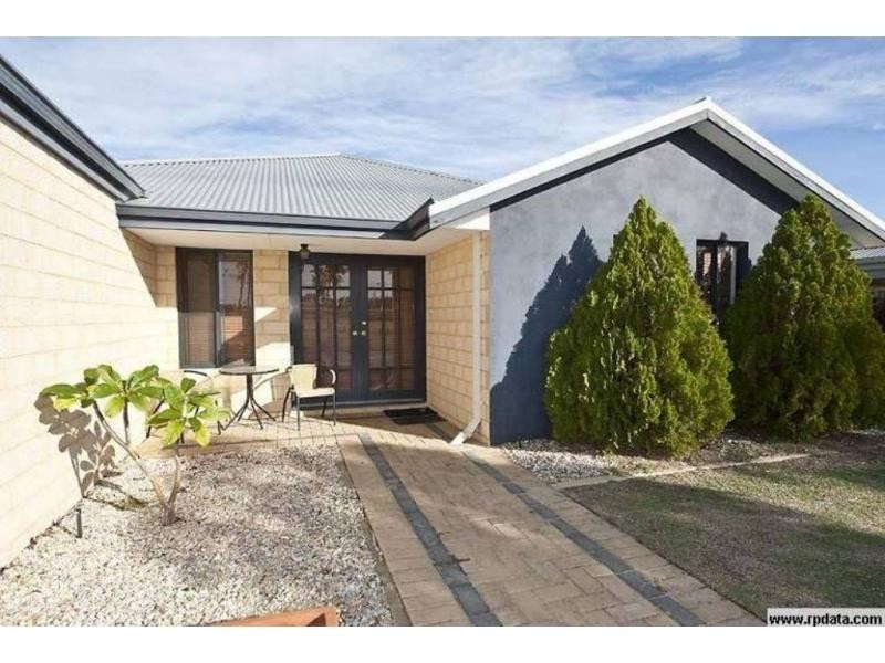 9 Coolamon Boulevard, Ellenbrook WA 6069