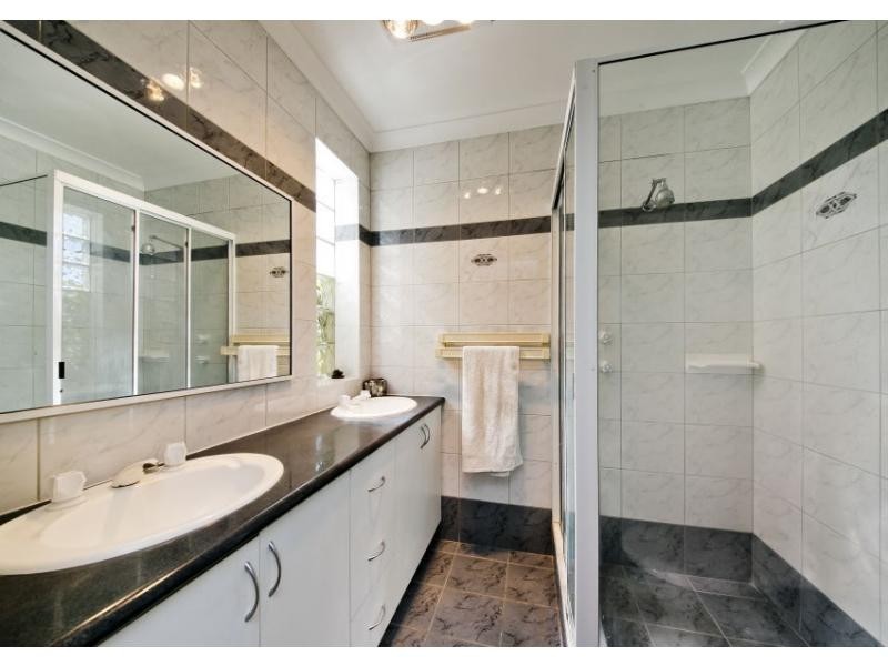 14 Shadycroft Retreat, Dianella WA 6059