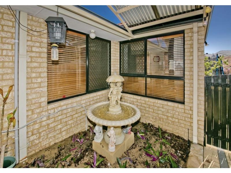 14 Shadycroft Retreat, Dianella WA 6059