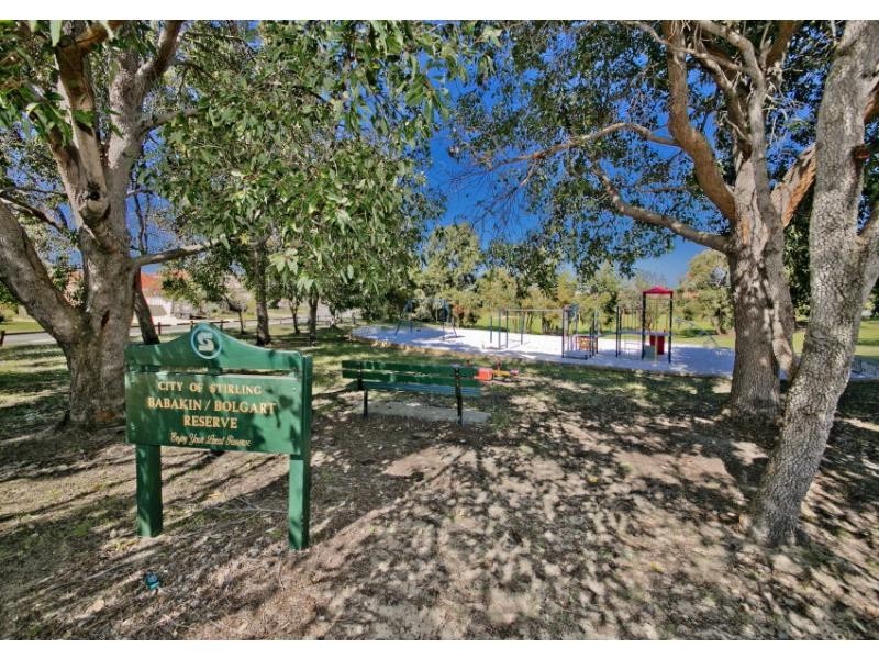 14 Shadycroft Retreat, Dianella WA 6059