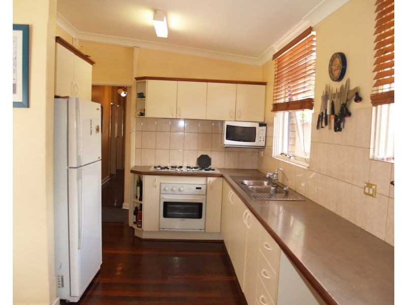11 Jeanhulley Road, High Wycombe WA 6057