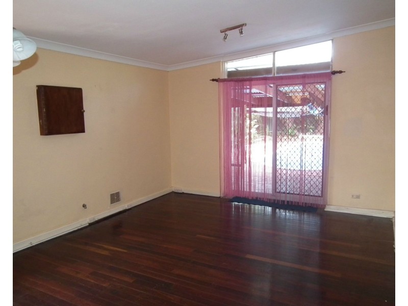 11 Jeanhulley Road, High Wycombe WA 6057