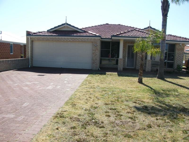 17 Randall Street, Dianella WA 6059