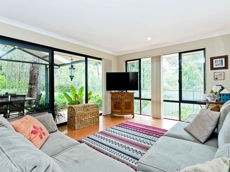 11A Hidden Court, Glen Forrest WA 6071