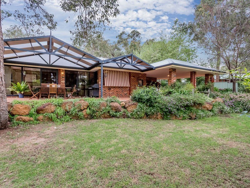 11A Hidden Court, Glen Forrest WA 6071